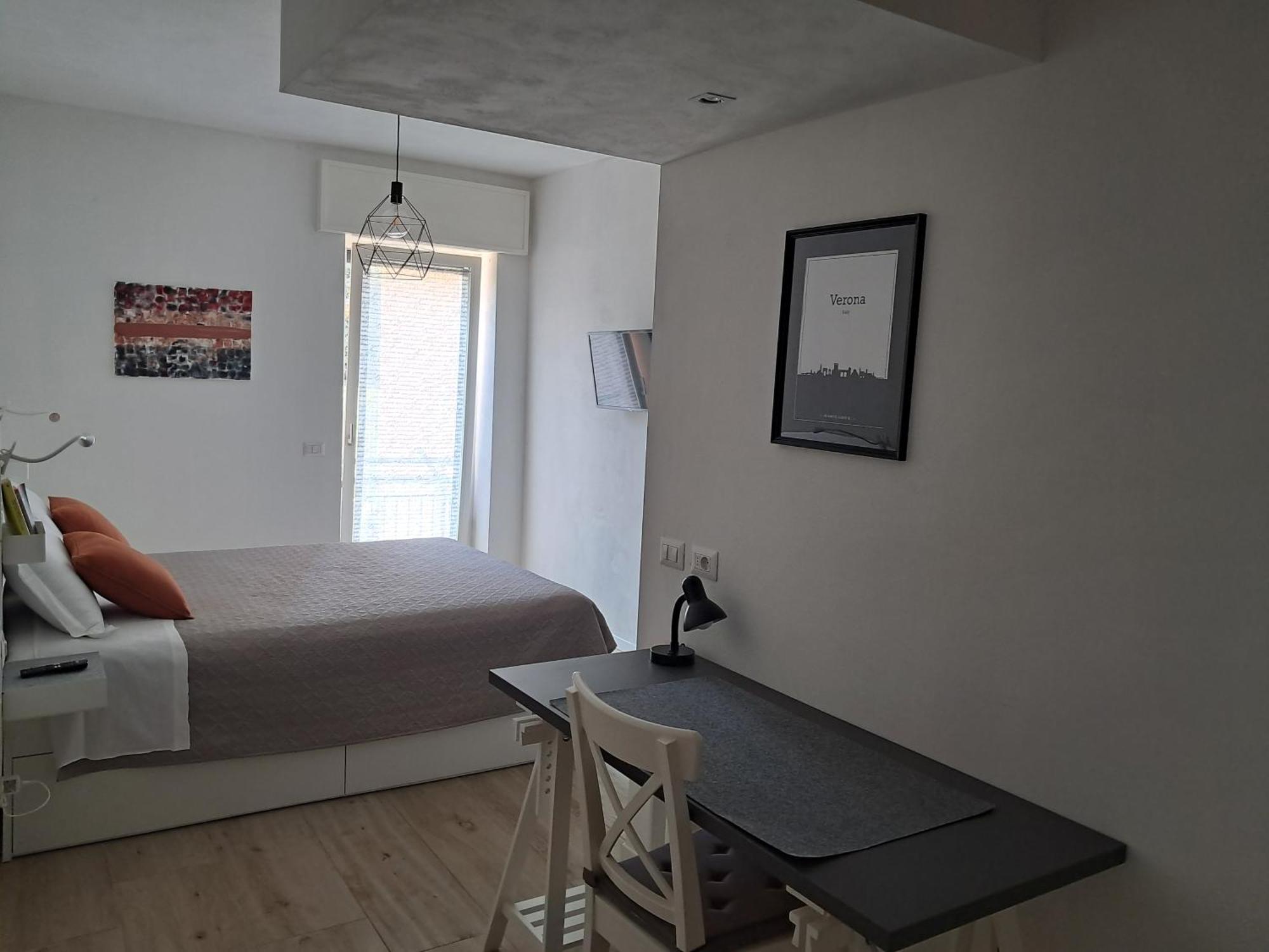 Verona Urban Apartment Bagian luar foto