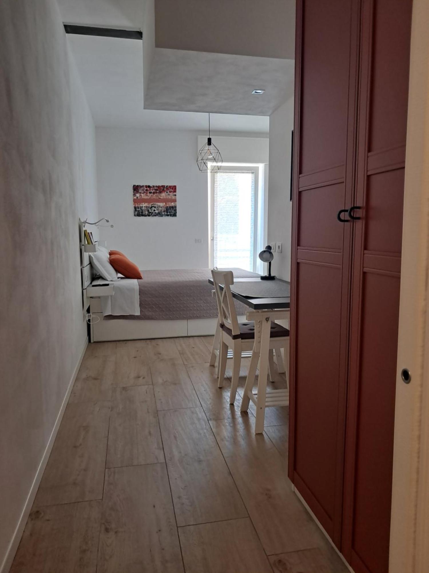 Verona Urban Apartment Bagian luar foto