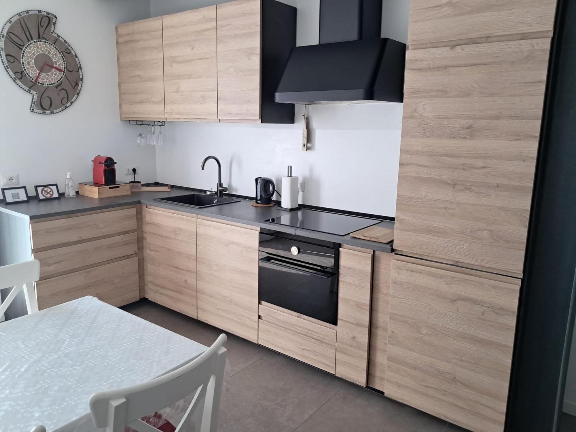 Verona Urban Apartment Bagian luar foto